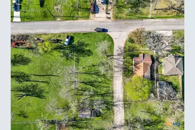 1004 E Downs Avenue, Temple, TX 76501 - Photo 11
