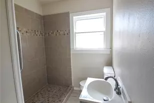 2006 N Wheeler St, Victoria, TX 77901 - Photo 21