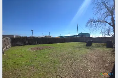 2006 N Wheeler Street, Victoria, TX 77901 - Photo 23