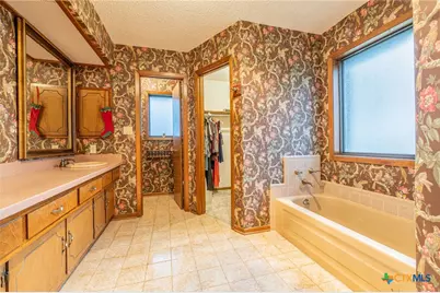 3 Bayshore Drive, Port Lavaca, TX 77979 - Photo 5