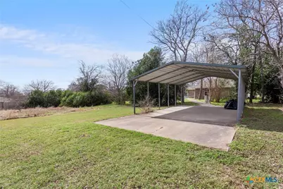 1020 N Beal Street, Belton, TX 76513 - Photo 23