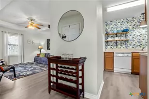 1020 N Beal St, Belton, TX 76513 - Photo 15