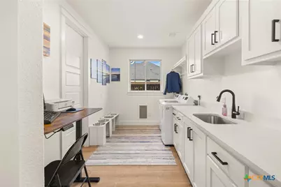 11205 Golden Eagle Avenue, Salado, TX 76571 - Photo 23