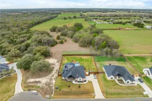 11205 Golden Eagle Ave, Salado, TX 76571 - Photo 43