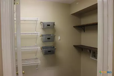 7710 Fallen Pine Street, Converse, TX 78109 - Photo 9