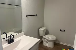 105 Beveridge Rd, Seguin, TX 78155 - Photo 7