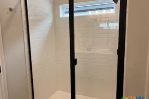 105 Beveridge Rd, Seguin, TX 78155 - Photo 17