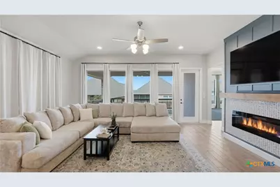 1838 Luna Street, New Braunfels, TX 78132 - Photo 17