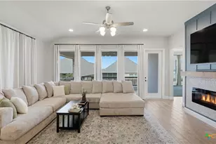 1838 Luna St, New Braunfels, TX 78132 - Photo 17