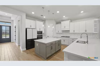 1838 Luna Street, New Braunfels, TX 78132 - Photo 7