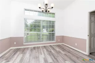 524 Neches St, Belton, TX 76513 - Photo 7