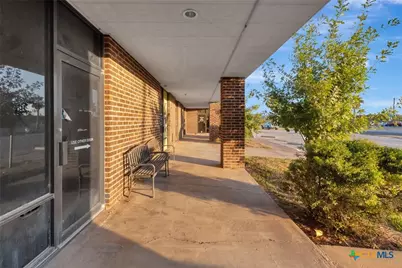 104 Teakwood Drive, Victoria, TX 77901 - Photo 5