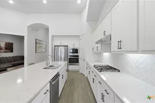 1323 Academy Oaks Dr, San Marcos, TX 78666 - Photo 11