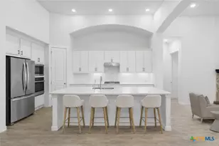 1323 Academy Oaks Dr, San Marcos, TX 78666 - Photo 13