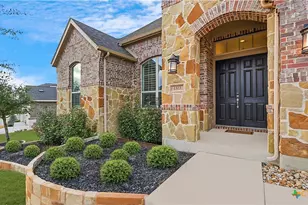 1323 Academy Oaks Dr, San Marcos, TX 78666 - Photo 3