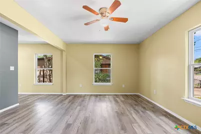 906 Attas Avenue, Killeen, TX 76541 - Photo 3