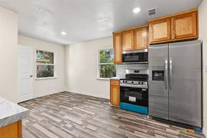 906 Attas Avenue, Killeen, TX 76541 - Photo 5