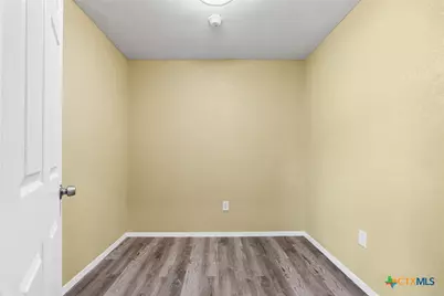 906 Attas Avenue, Killeen, TX 76541 - Photo 7