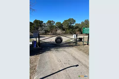 1336 Charter Oak Drive, Canyon Lake, TX 78133 - Photo 35