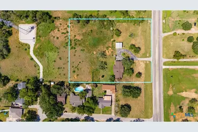 514 Hospital Boulevard, Floresville, TX 78114 - Photo 43