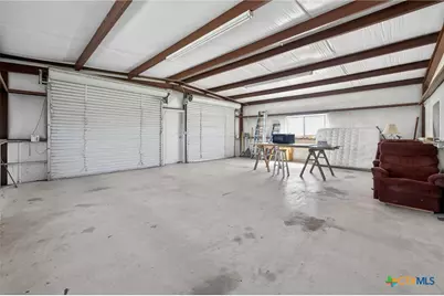 514 Hospital Boulevard, Floresville, TX 78114 - Photo 41