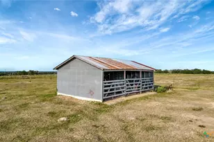 000 County Road 1, Hallettsville, TX 77964 - Photo 11