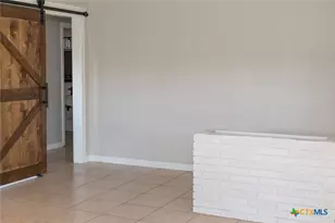 405 Westwood Dr, Port Lavaca, TX 77979 - Photo 7