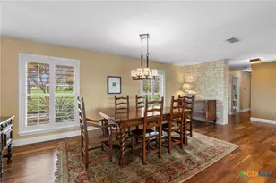 404 Skyline Rd, Georgetown, TX 78628 - Photo 13