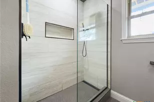 404 Skyline Rd, Georgetown, TX 78628 - Photo 21