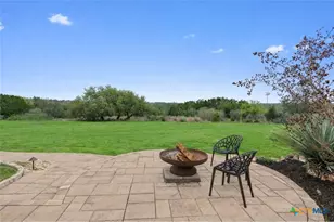 404 Skyline Rd, Georgetown, TX 78628 - Photo 7