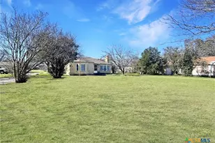 1915 & 1925 S Wall St, Belton, TX 76513 - Photo 1