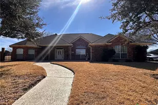 5012 Lakeshore Dr, Killeen, TX 76543 - Photo 1