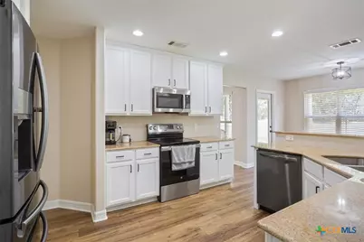 2808 Autumn Cove, Belton, TX 76513 - Photo 15