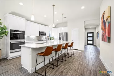 2263 SE Bluewood Street, New Braunfels, TX 78132 - Photo 3