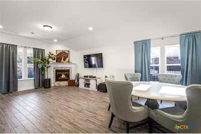 2263 SE Bluewood Street, New Braunfels, TX 78132 - Photo 7