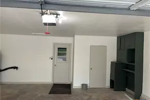 502 W Ave A, Lampasas, TX 76550 - Photo 3