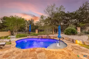 2123 Oakwood Holw, New Braunfels, TX 78132 - Photo 3