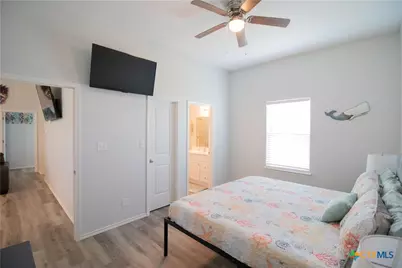 207 Paradise Dr, Rockport, TX 78382 - Photo 11