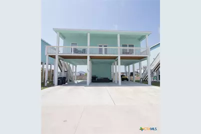 207 Paradise Dr, Rockport, TX 78382 - Photo 1