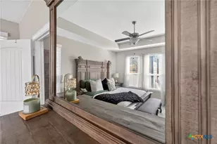 1608 Alvin Cir, New Braunfels, TX 78130 - Photo 17