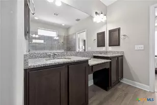 1608 Alvin Cir, New Braunfels, TX 78130 - Photo 23