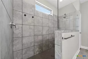 1608 Alvin Cir, New Braunfels, TX 78130 - Photo 21