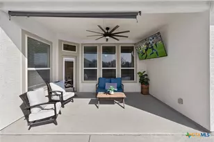 1608 Alvin Cir, New Braunfels, TX 78130 - Photo 33