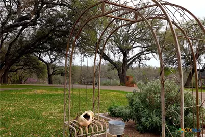 600 De Grummond Way, Salado, TX 76571 - Photo 3