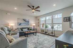 105 Pelican Ln, San Marcos, TX 78666 - Photo 5