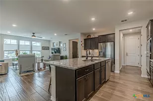 105 Pelican Ln, San Marcos, TX 78666 - Photo 11