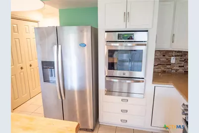 403 Oakside Drive, Victoria, TX 77905 - Photo 17