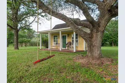 403 Oakside Drive, Victoria, TX 77905 - Photo 5