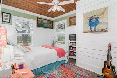 7150 Linne Road, Seguin, TX 78155 - Photo 15