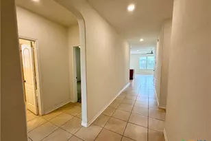 2065 Oxbow Cir, New Braunfels, TX 78130 - Photo 3